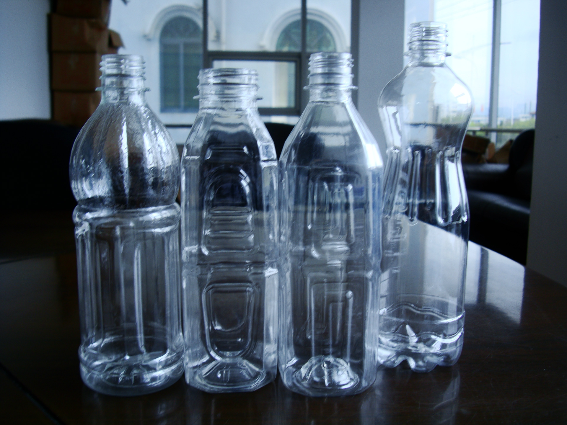 供应pet塑料瓶饮料瓶苏打水瓶黄岩生产