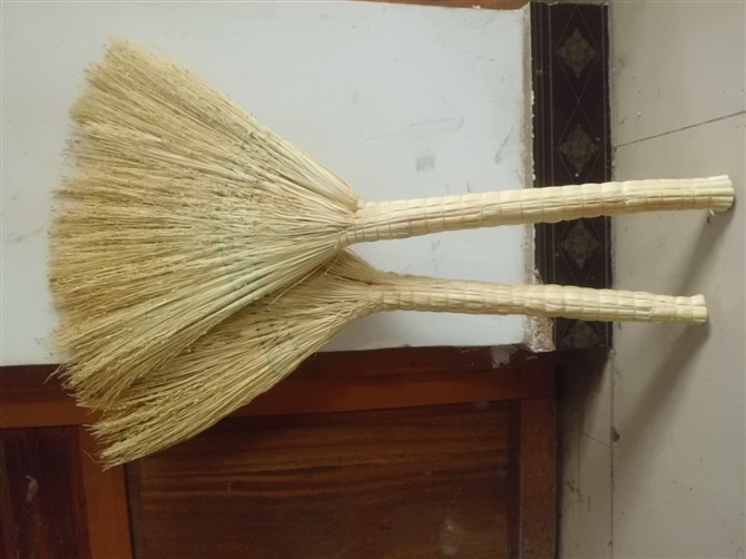 富民竹业优质高粱笤帚 专业耐用 1.5公斤左右 8元 可定制