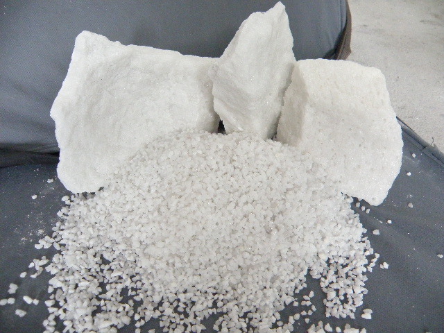 厂家直销一级白刚玉原块 喷砂磨料抛光耐火材料