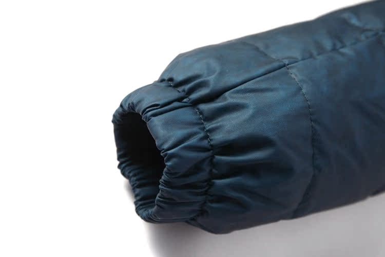 超强质感 秋冬新品 顺滑格子内衬 男款舒适休闲立领羽绒服 3197