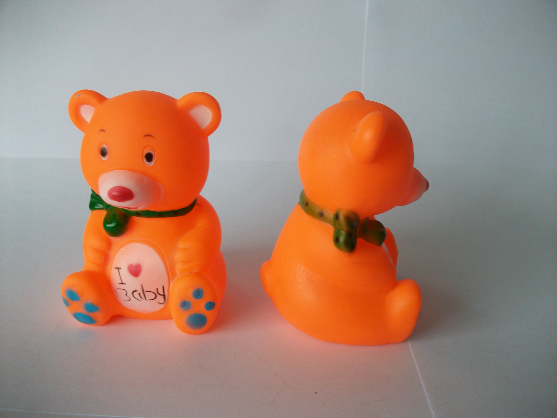 搪胶卡通动物猫牛象虎蛙戏水bb发声婴幼儿过家家公仔早教玩具