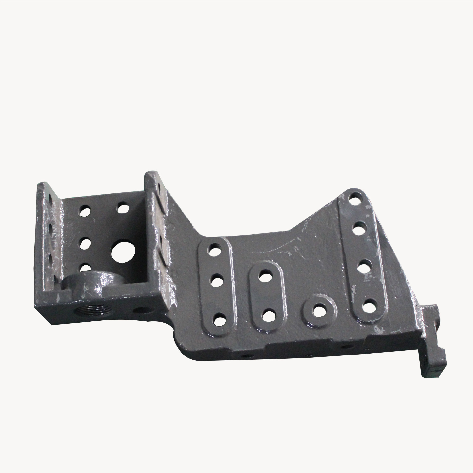 中国济南重型汽车豪沃卡车配件howo驾驶室右前支架az1664430052