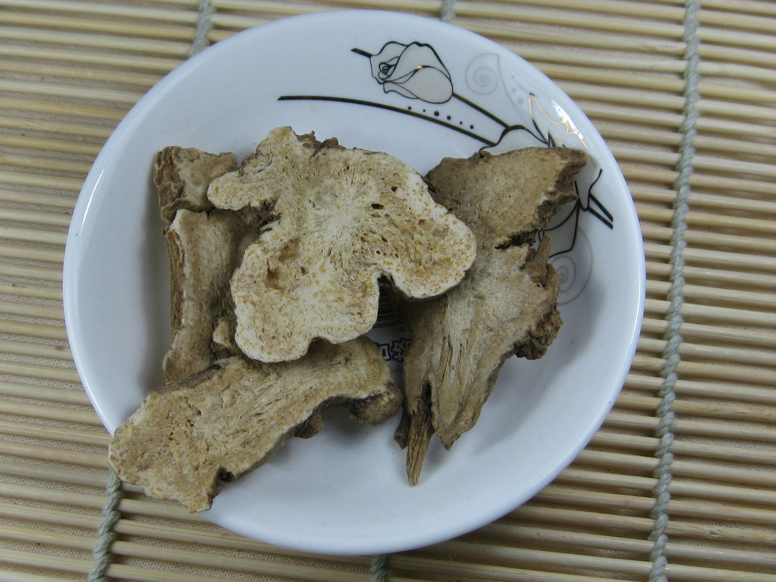 供应白术1000g白术片批发浙白术选货白术片一件代发