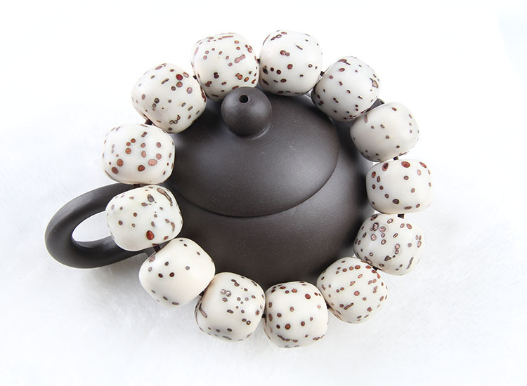 0鳄鱼果佛珠手串手链