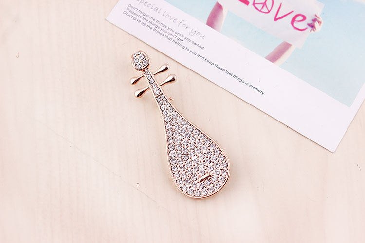 个性时尚韩版水晶琵琶胸针批发 韩国高档玫瑰金复古领针衣饰5179