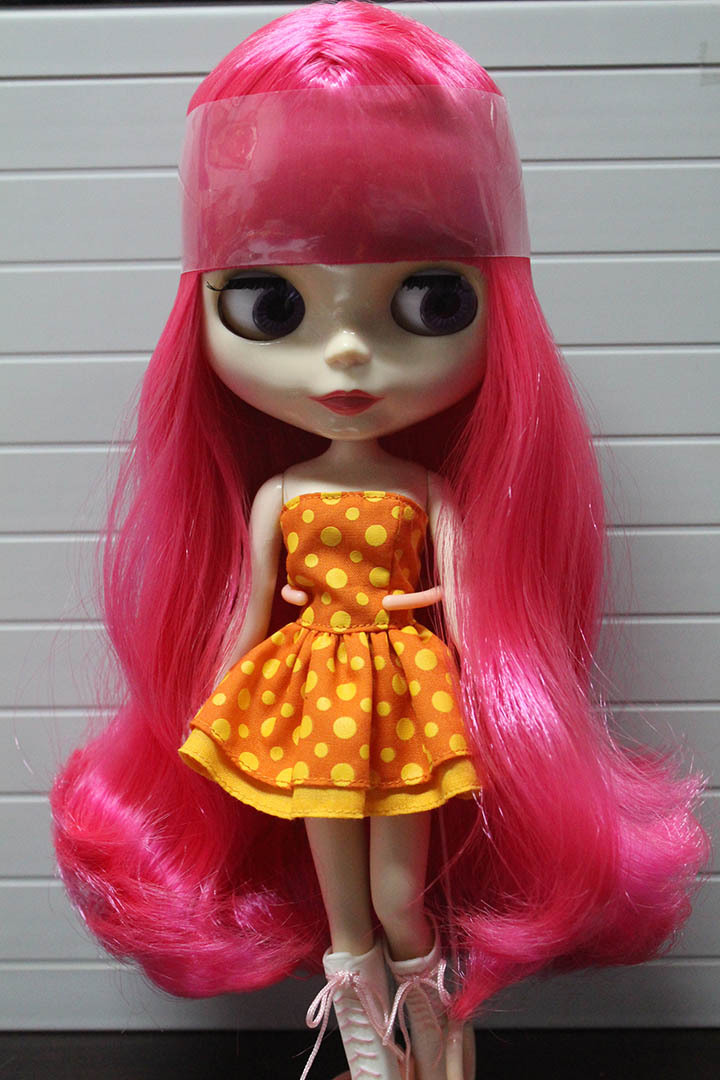 【blythe小布娃娃 b女 枚红色长卷发刘海 新款眼片