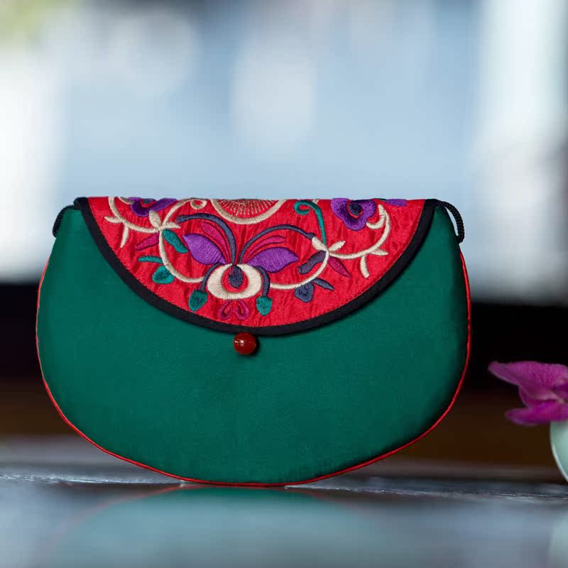 苗绣小包-3_副本