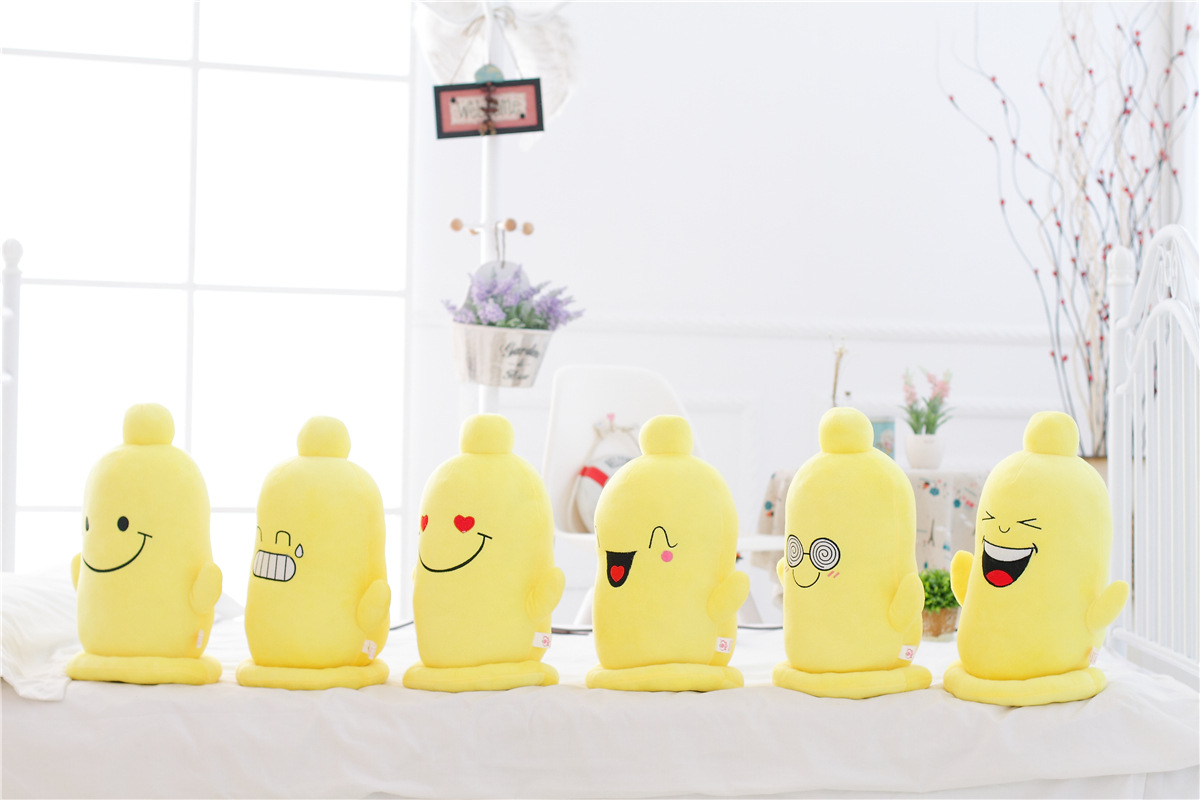 江苏扬州年终备货批发 雪糕冰激凌抱枕 毛绒填充生日 招代理价格 - 中