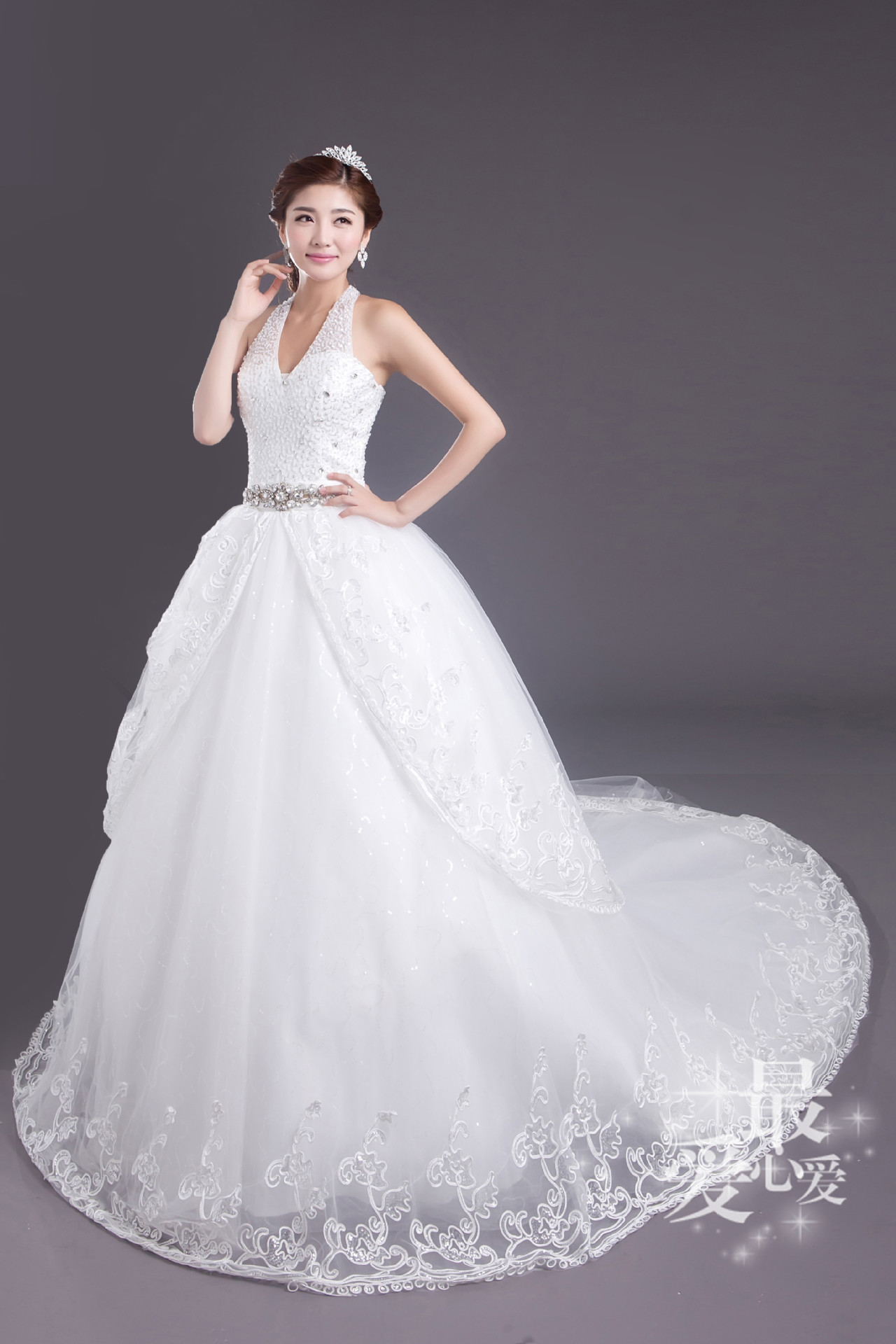 2014新款 挂脖收腰多层次拖尾婚纱 韩式甜美优雅公主齐地婚纱