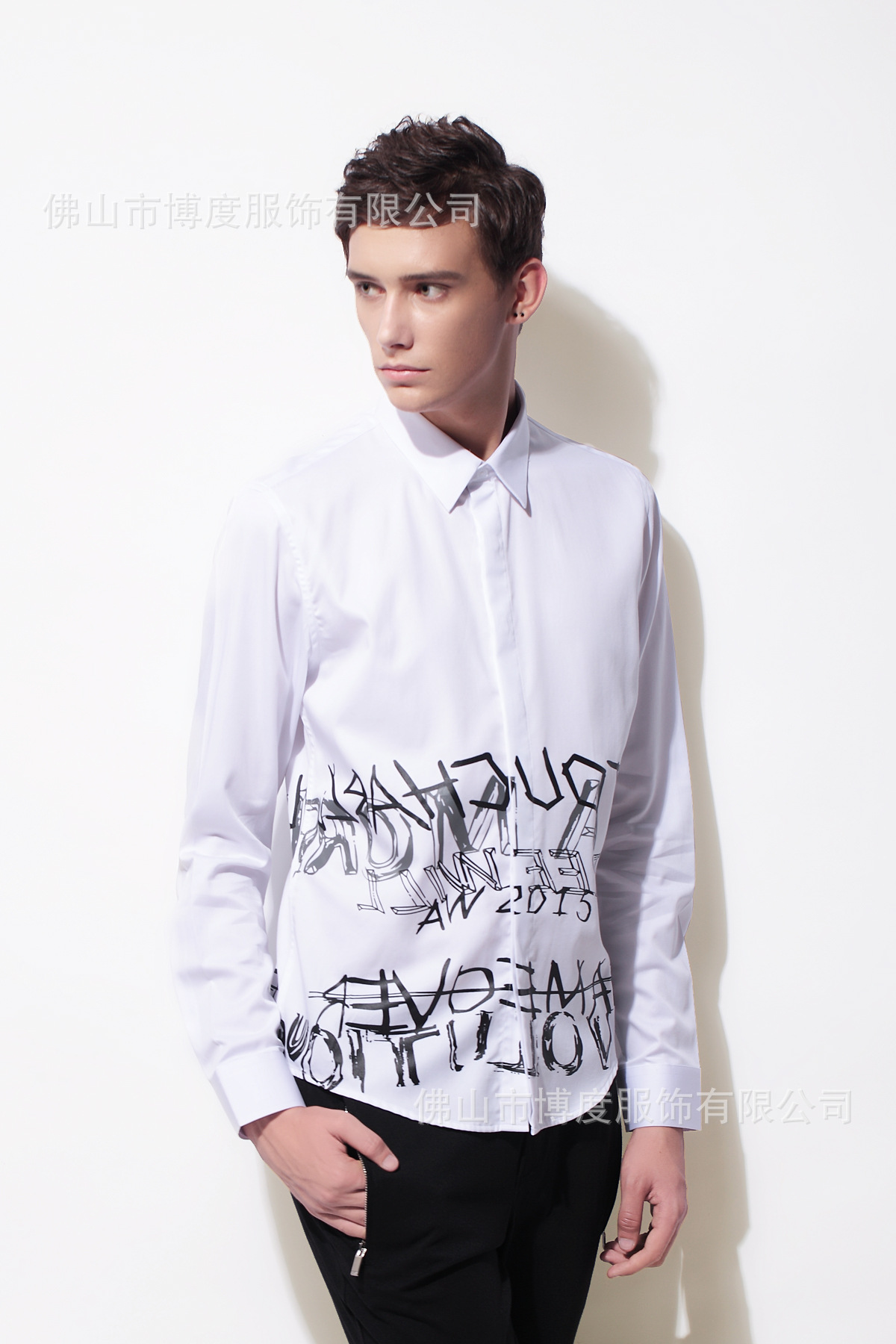 2014最新潮流欧美流行字母英文印花修身男式长袖衬衫
