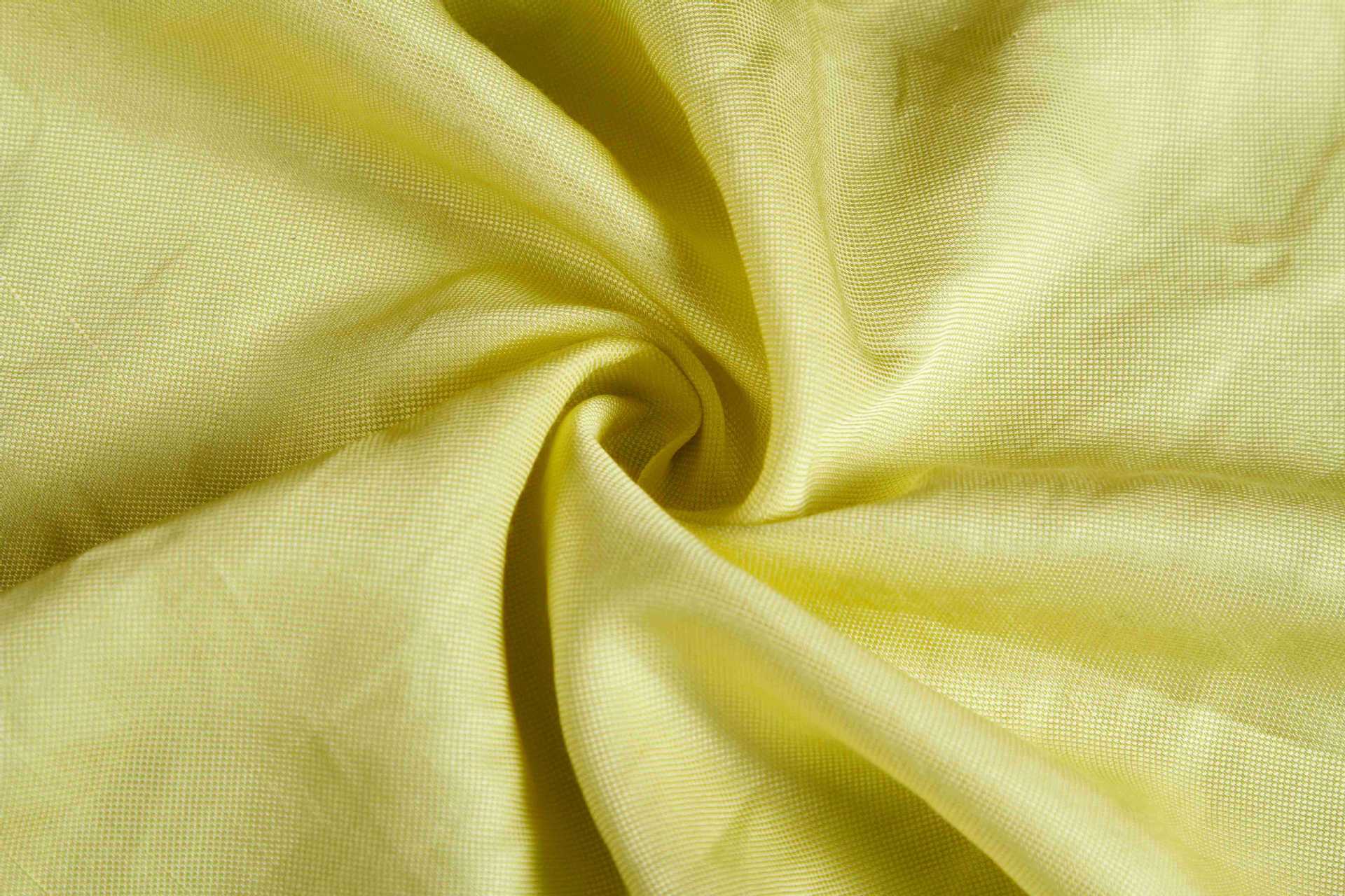 供应优质铜氨人丝交织斜纹水洗面料 高档裙子休闲裤时装面料