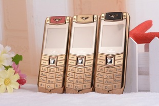 美杰新语m16超薄奢侈品vtwo外观个性男女学生手机高清屏现货批发