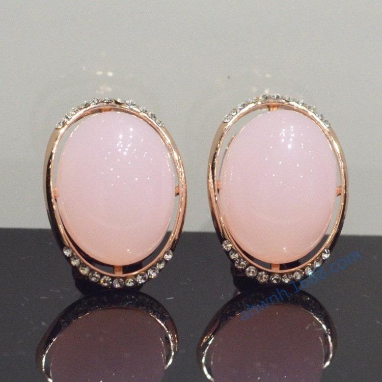 威妮华正品批发威妮华直销新款欧美大气甜美纤维胶耳钉