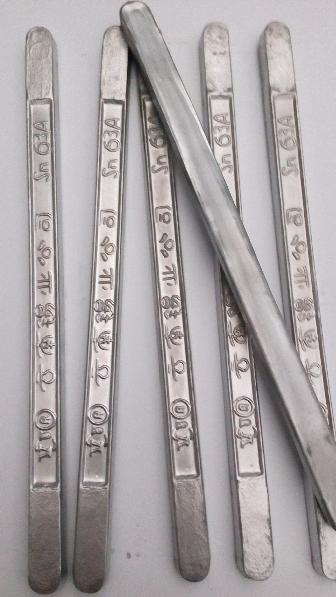 供应63a焊锡条【生产厂家】 质量优质稳定 价格最低 18元一根