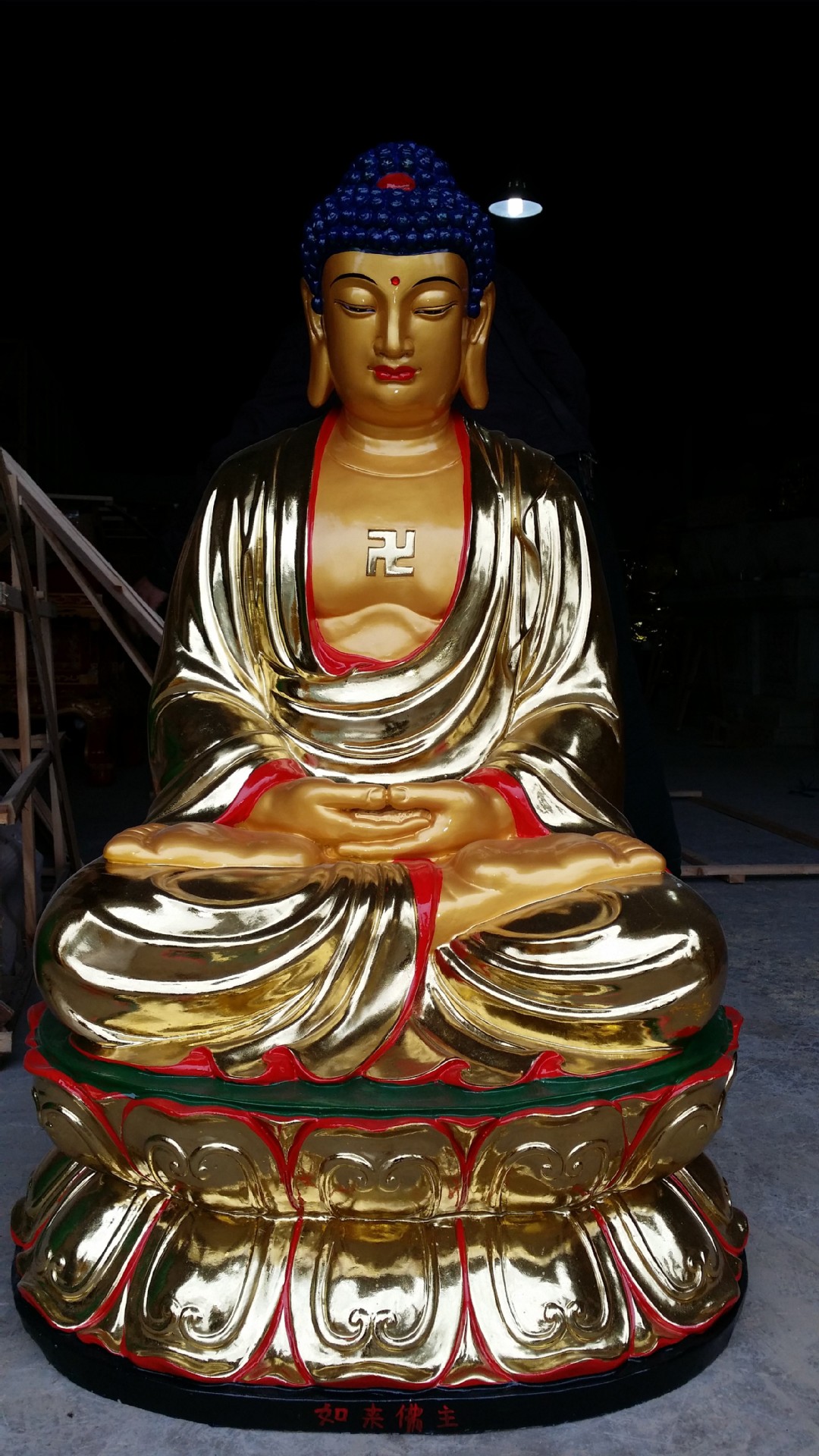 佛祖厂家直销 玻璃钢树脂佛像 贴金彩绘 释迦牟尼佛(108米)高