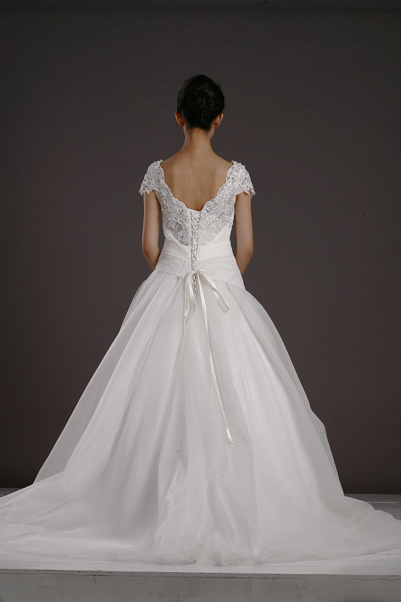 长期供应欧美潮流抹胸新娘高档婚纱 时尚性感女士精品拖地婚纱