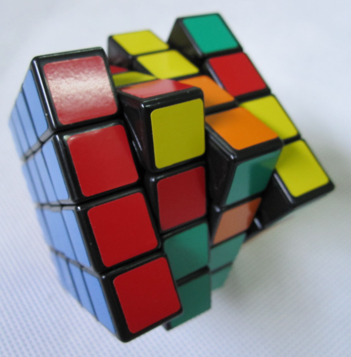 【乐美玩具】圣手微调弹簧黑底pvc四阶魔方 智力玩具比赛专用4阶