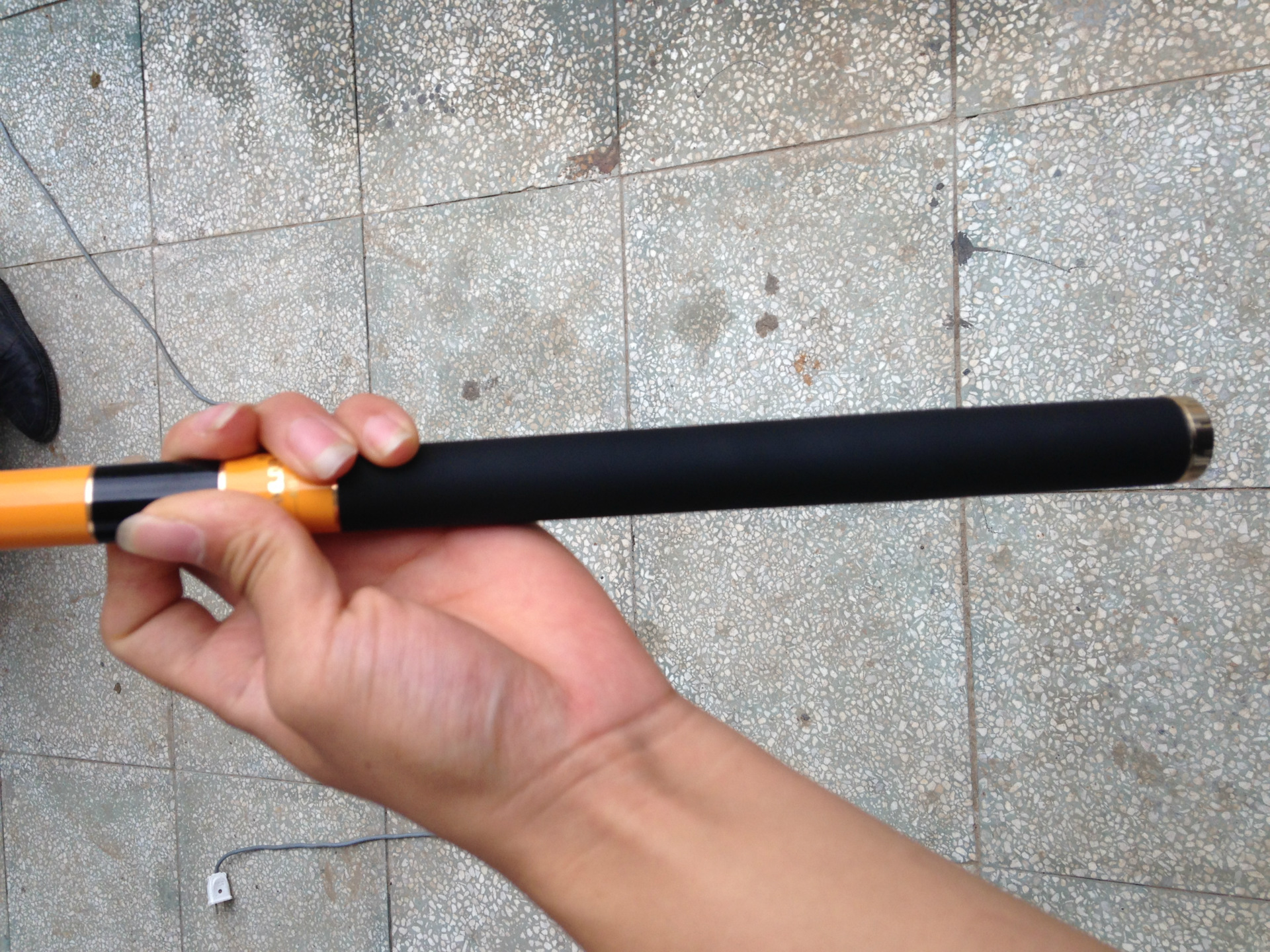 批发高碳素烈焰鱼竿3.6 4.5 5.4 6.3米28调超轻超硬台钓竿