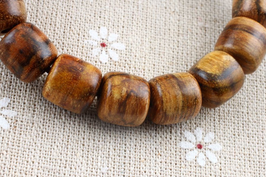 越南花椅楠沉手串 12mm 佛教沉香木佛珠 手琏花椅南手佛珠