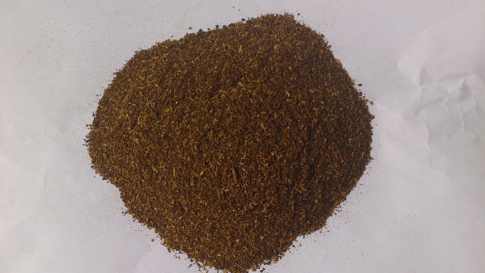 大量供应白酒糟,蛋白15左右.适合牛羊饲料降低成本.