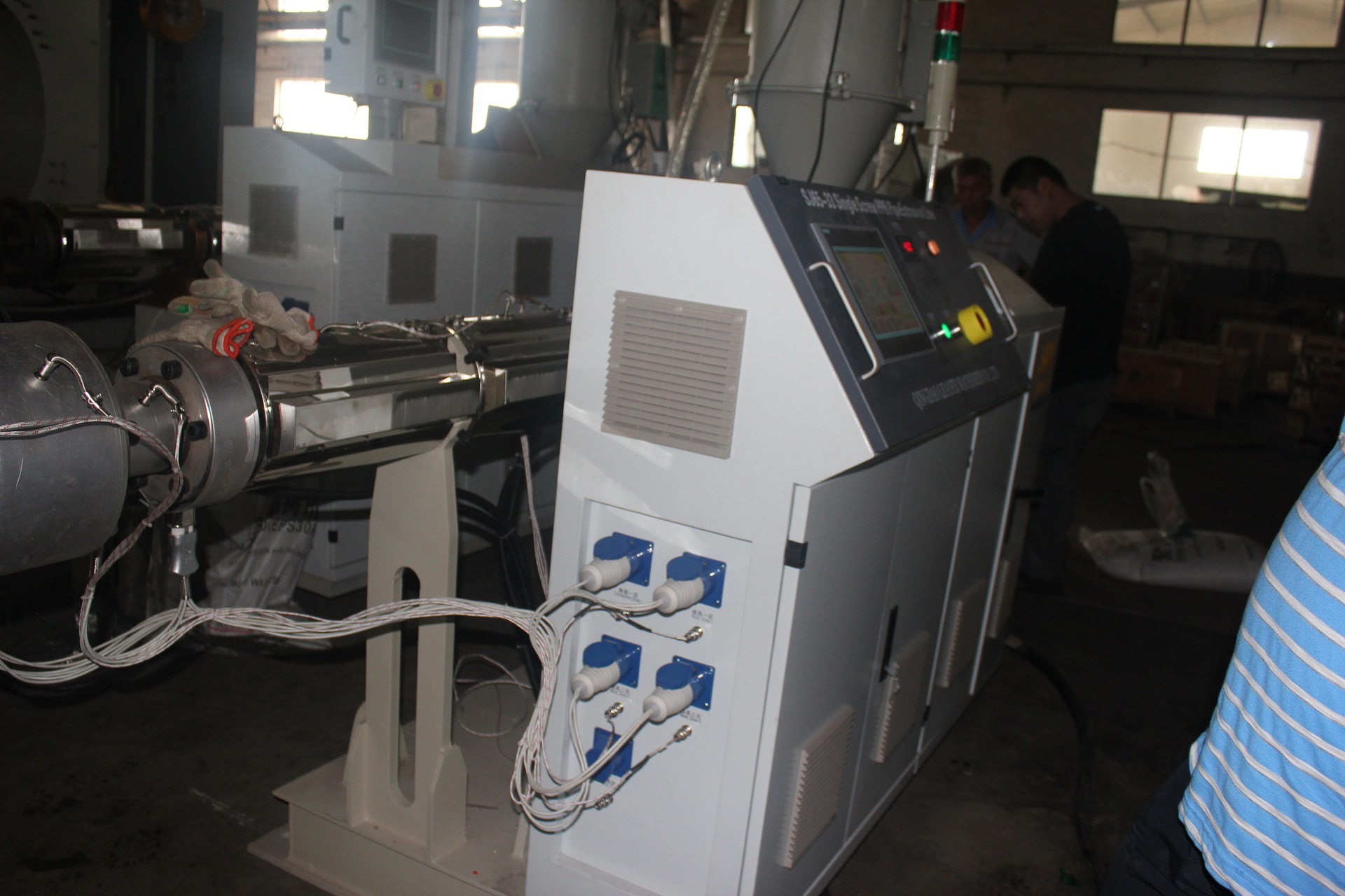 32-110mmhdpe硅芯管设备