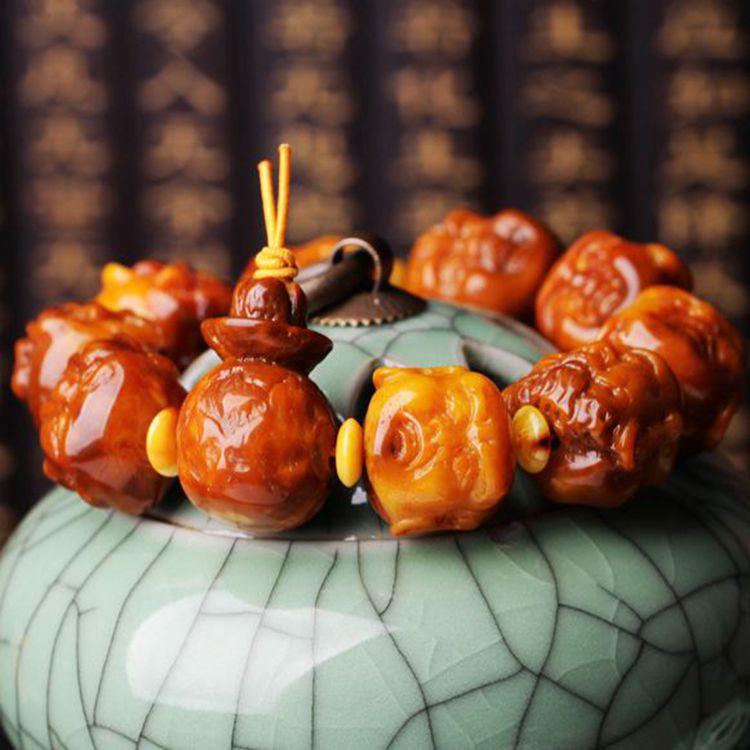 正品松香树脂佛头手链波罗的海鸡油黄老蜜蜡手链 手串 雕刻 佛头