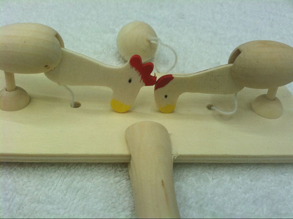 小鸡啄米手工制作方法图片