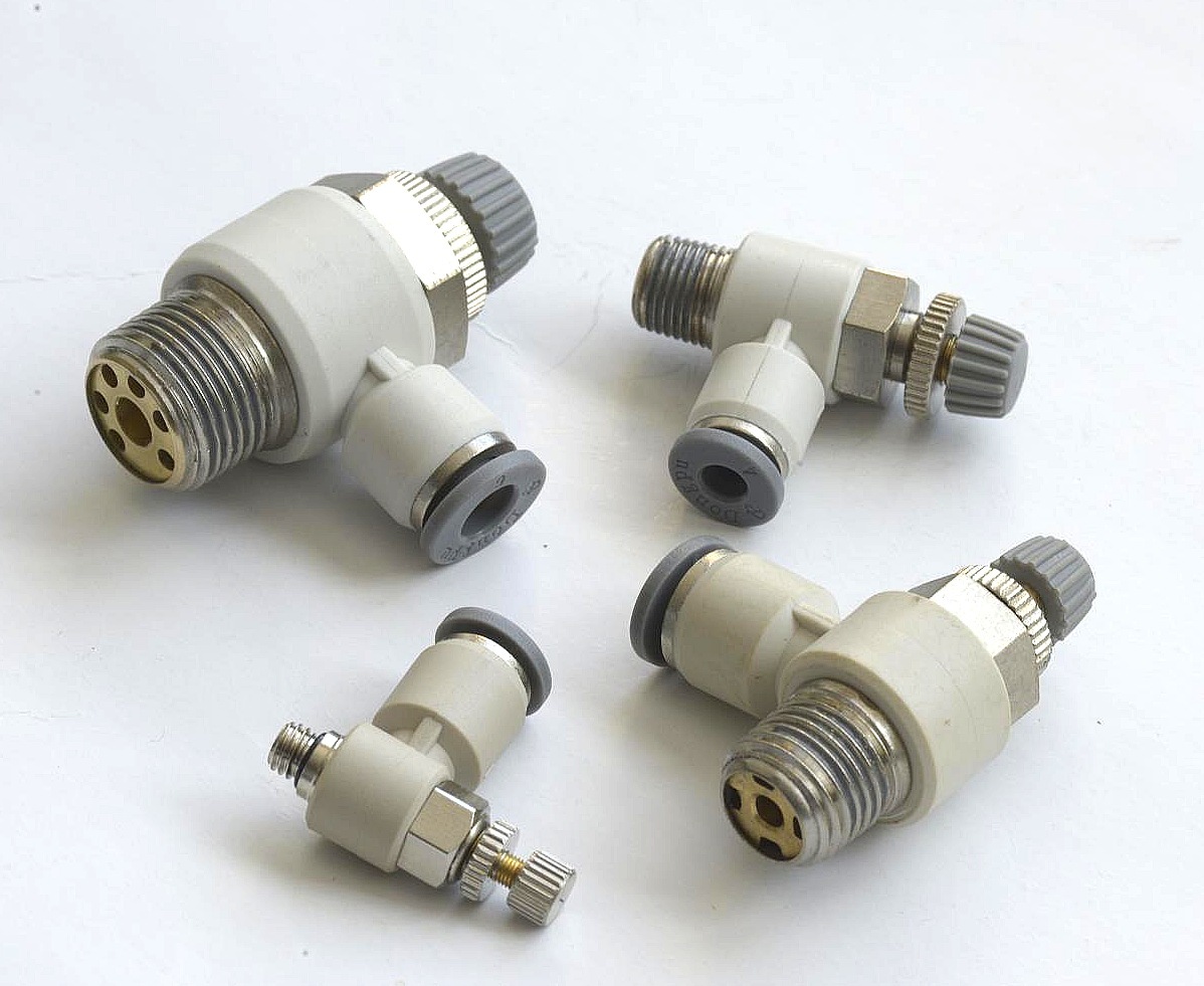 东浦气动专业生产白色气动接头