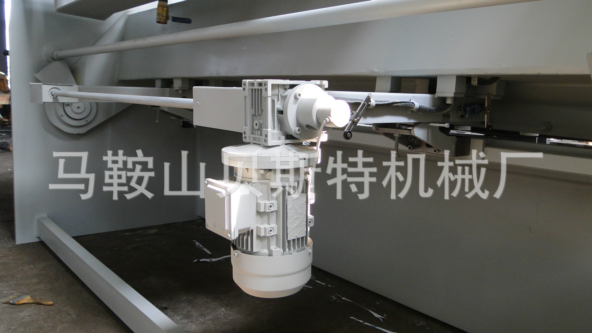 马鞍山贝斯特机械厂高精度液压剪板机 QC12Y-65000