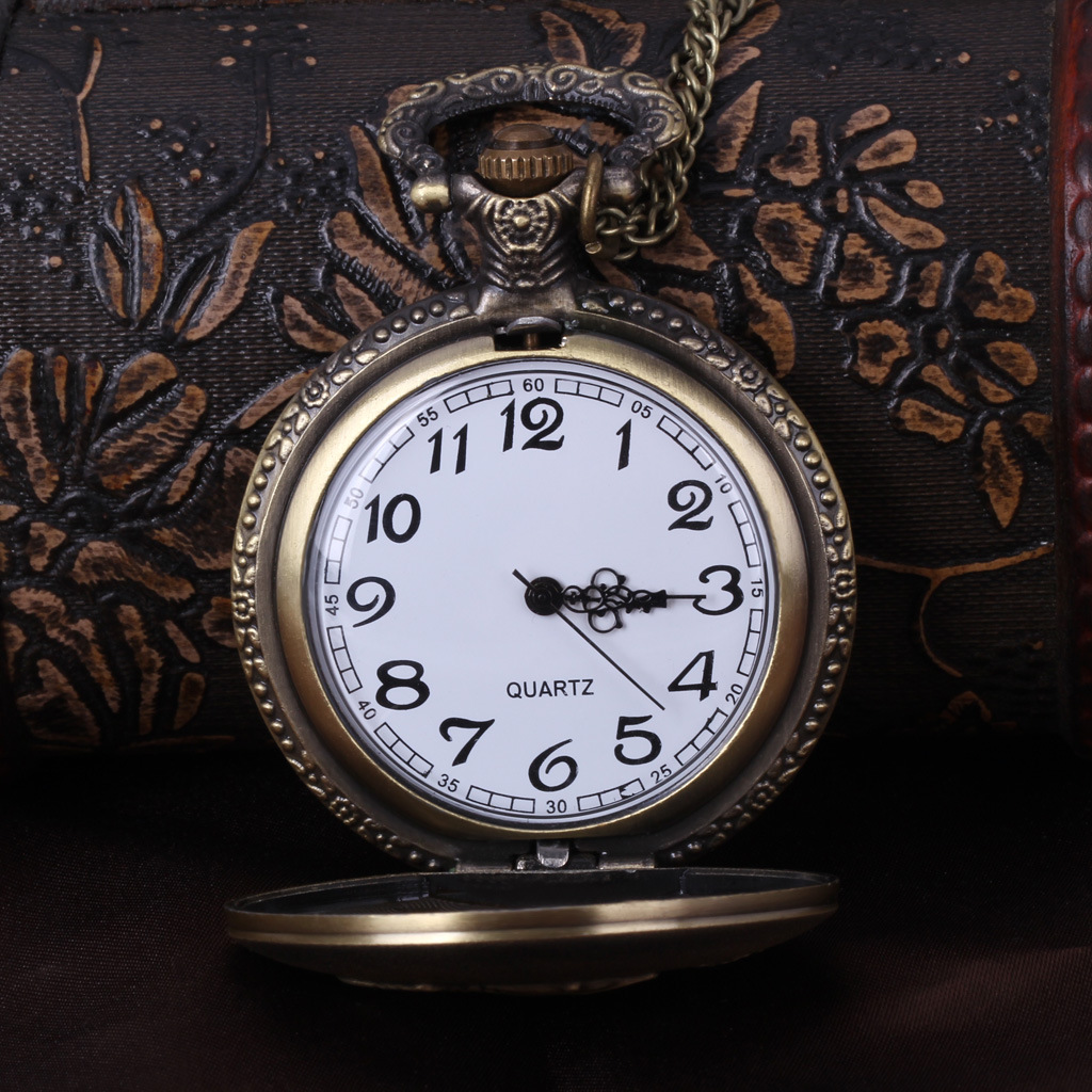 厂家直销 外贸 全新时尚简易大方大号吉祥鱼复古大鲤鱼怀表 批发