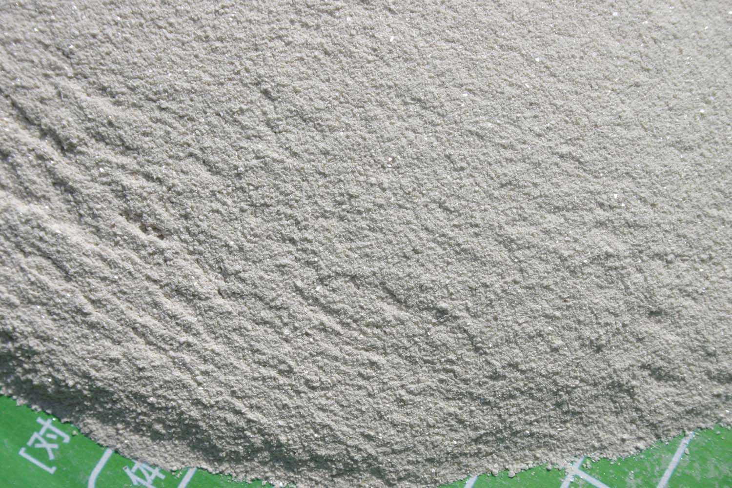 产品信息 名称:&nbsp;贝壳 品牌: 货号: 颜色: 产品特点 贝壳粉是贝壳