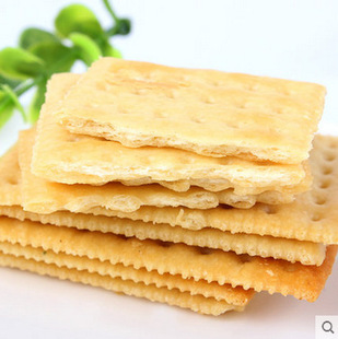 12月日期特价 慕丝妮秋葵梳打饼无蔗糖 零食整箱2500g价老少皆宜