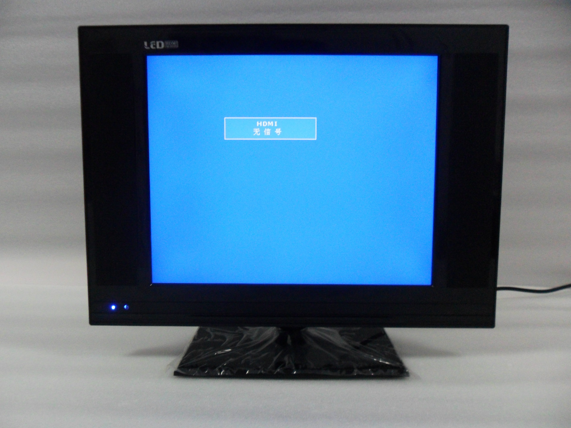 厂家批发15寸 17寸多用型液晶电视机液晶显示器