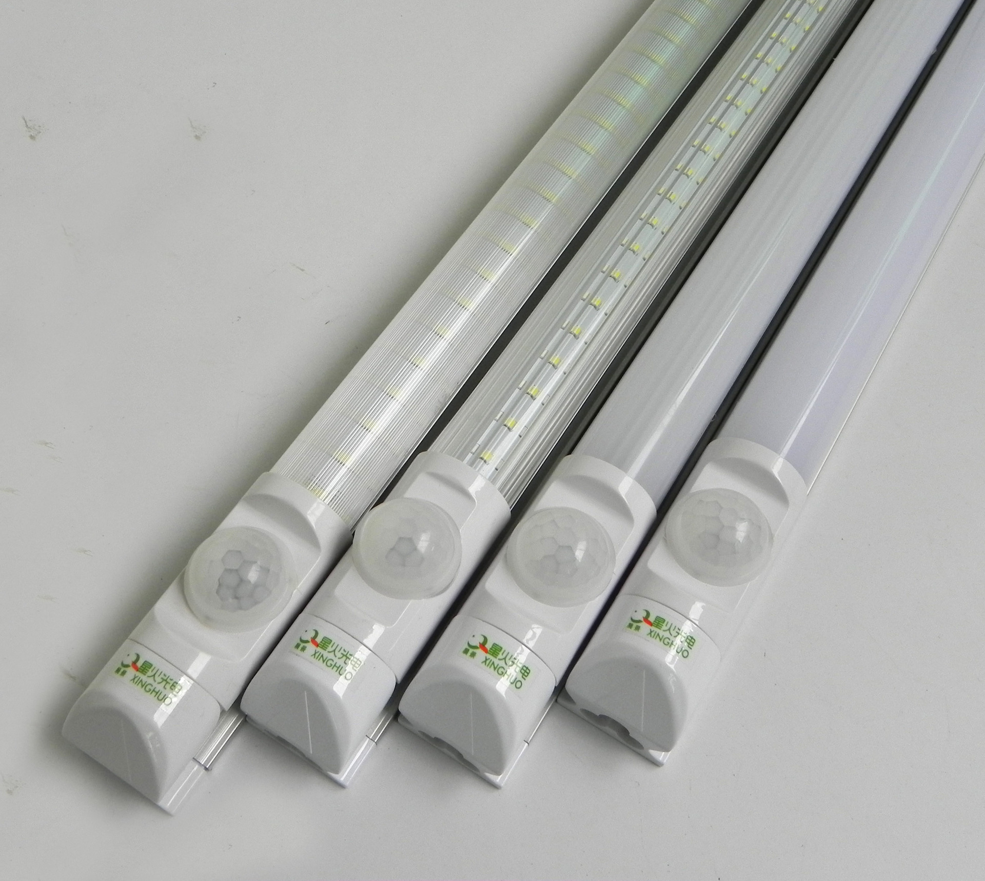 t8 led红外人体感应一体化单亮度日光灯 诚招代理商 led灯具