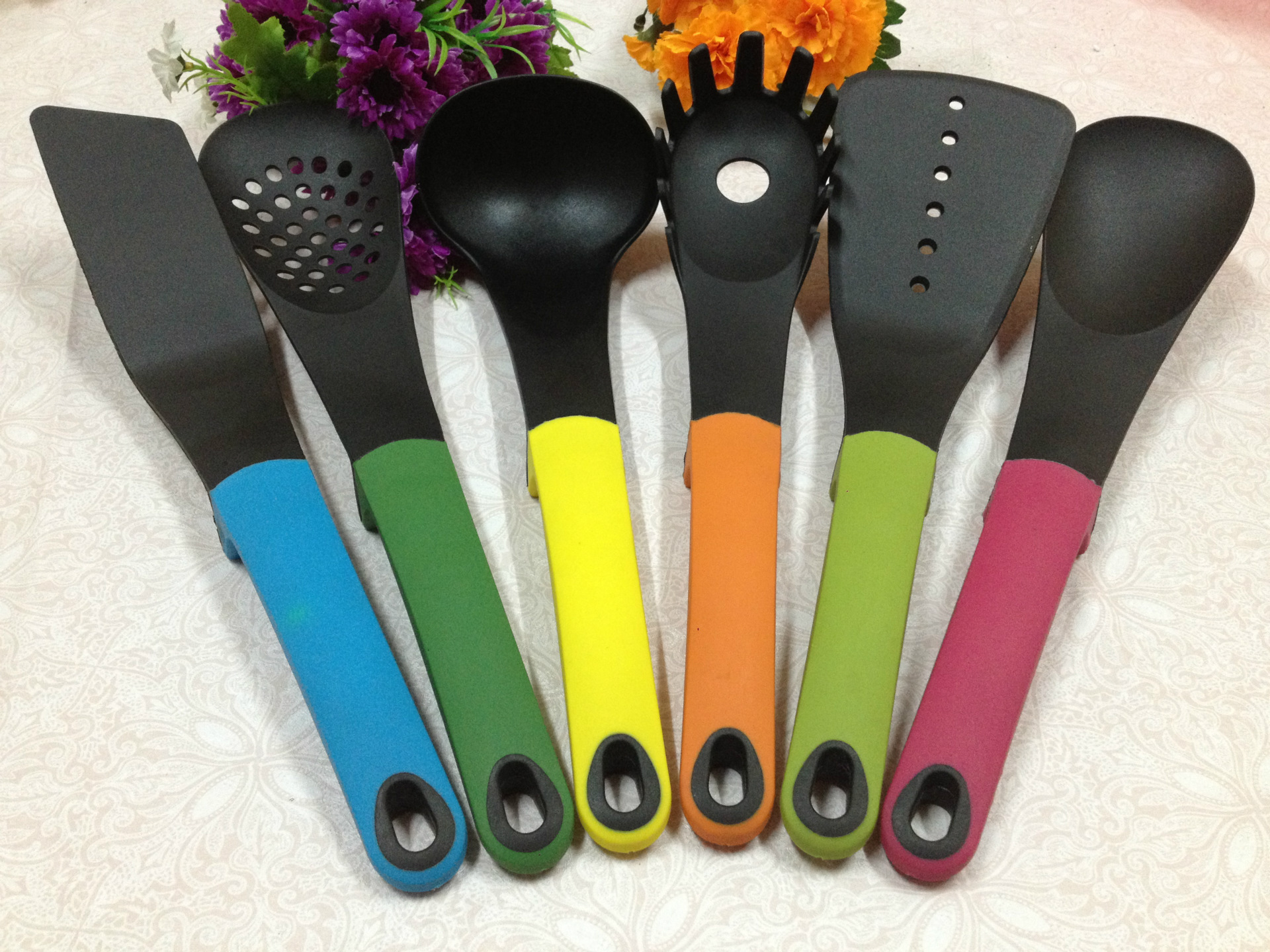 新款食尚彩色 尼龙厨具 六件套 多功能烹饪勺铲