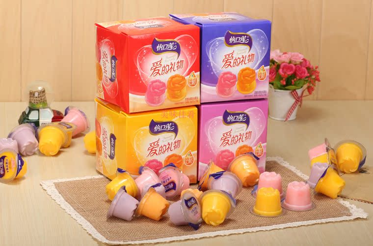 厂家直销 怡口莲婚喜庆果冻果冻礼品盒装休闲食品300g四方.