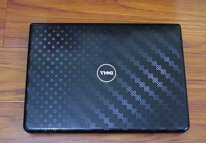 dell n4030 笔记本电脑 i3 四线程 花纹烤漆版 热买中