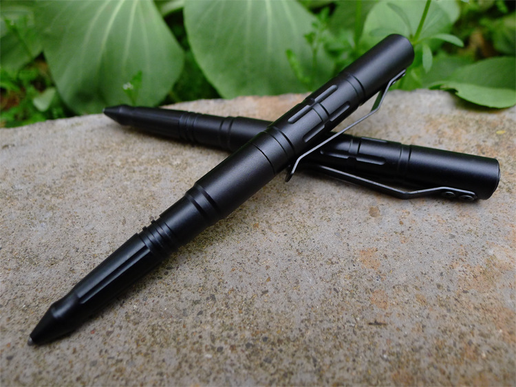 笔头部分镶嵌超硬度钨钢头(钨钢,俗称碳化钨属硬质合金制品,是目前