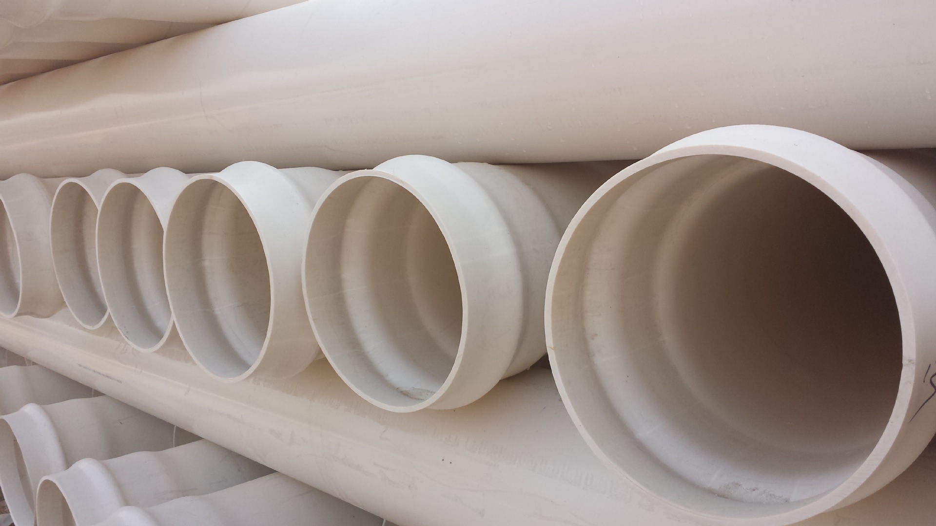 供应予惠牌经济型pvc110给水管 价格优势性能高抗压pvc给水管