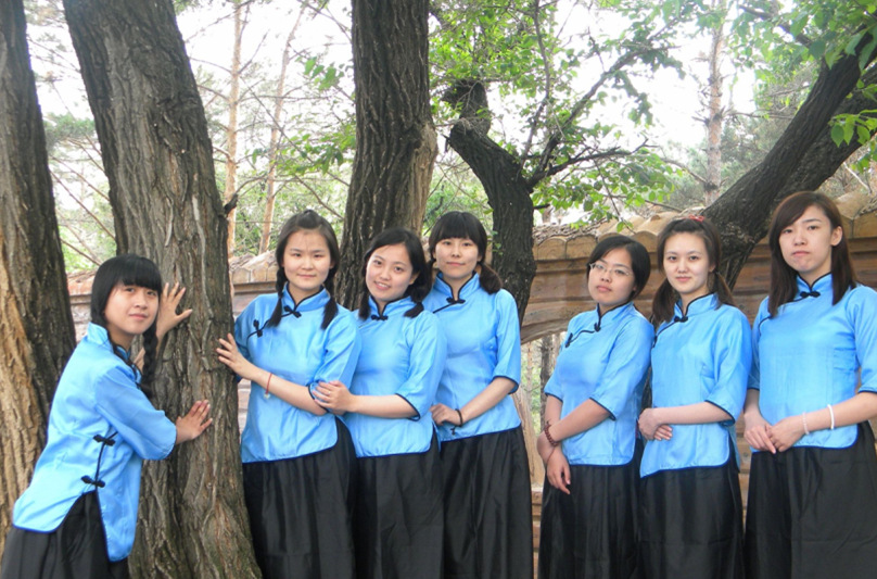 厂家清仓古装服装民国时期女学生装五四青年校服毕业合唱演出服
