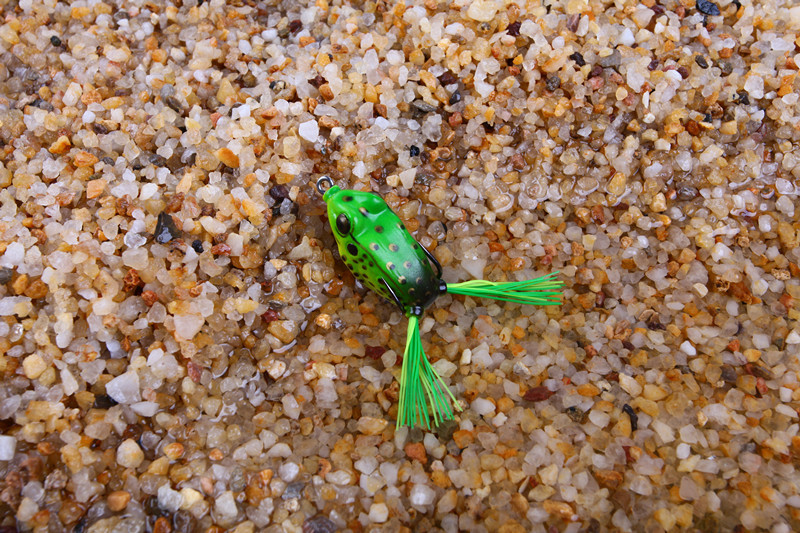 路亚雷蛙 淡水海钓双钩 带脚 假饵小青蛙