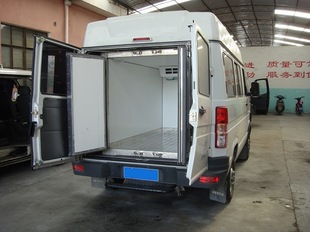 依维柯面包车 改装成 冷藏 制冷效果好