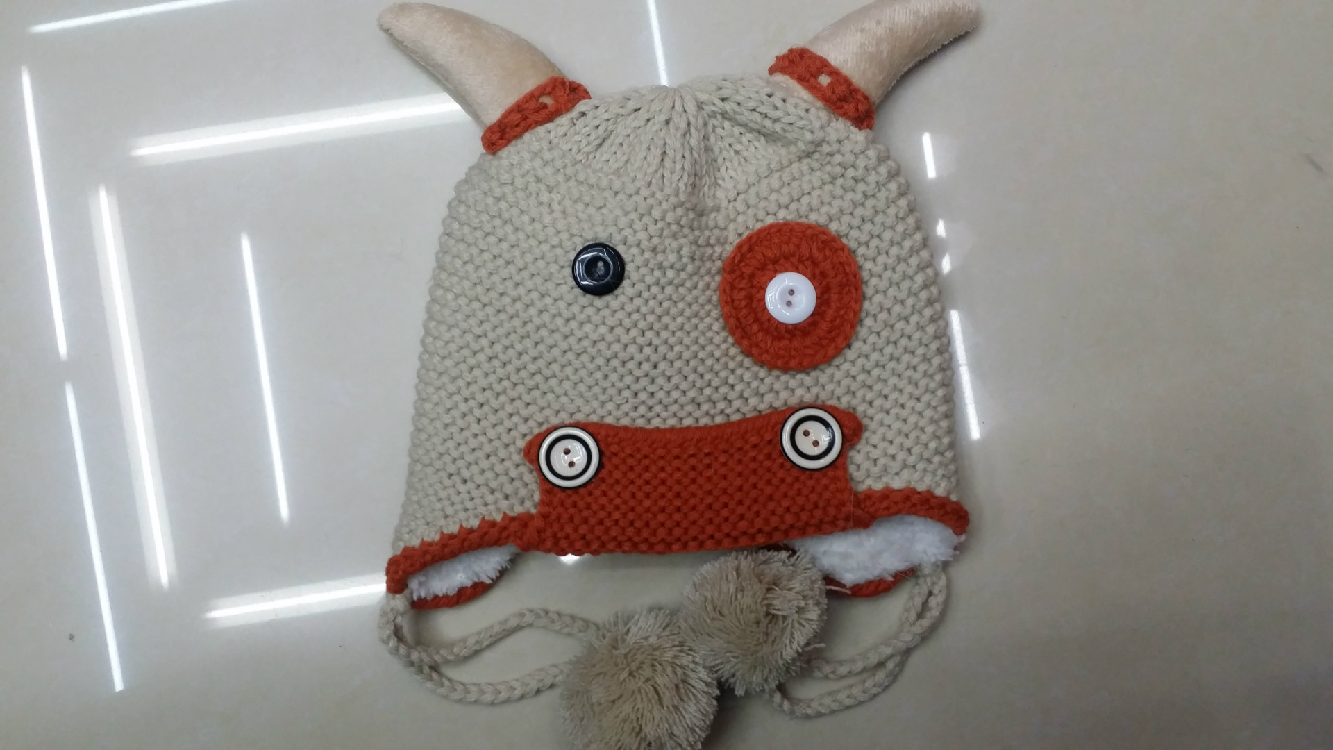 儿童针织冬帽批发 手工钩花牛角图片_6