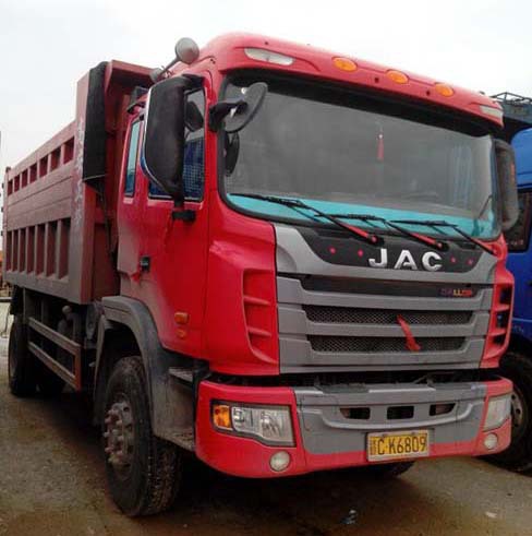 低价出售jac单桥自卸车玉柴 2013年车 6缸机 180马力,153桥,5.
