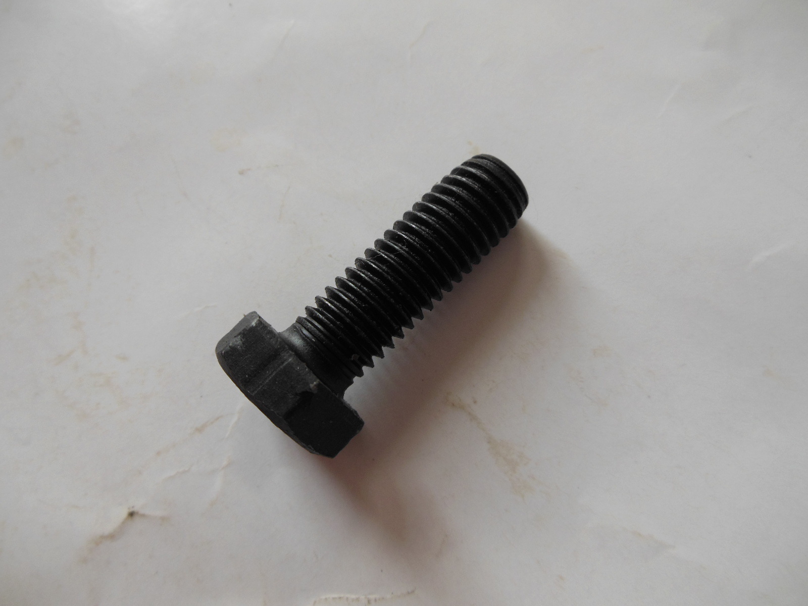 8.8级 外六角螺栓 高强度 表面发黑