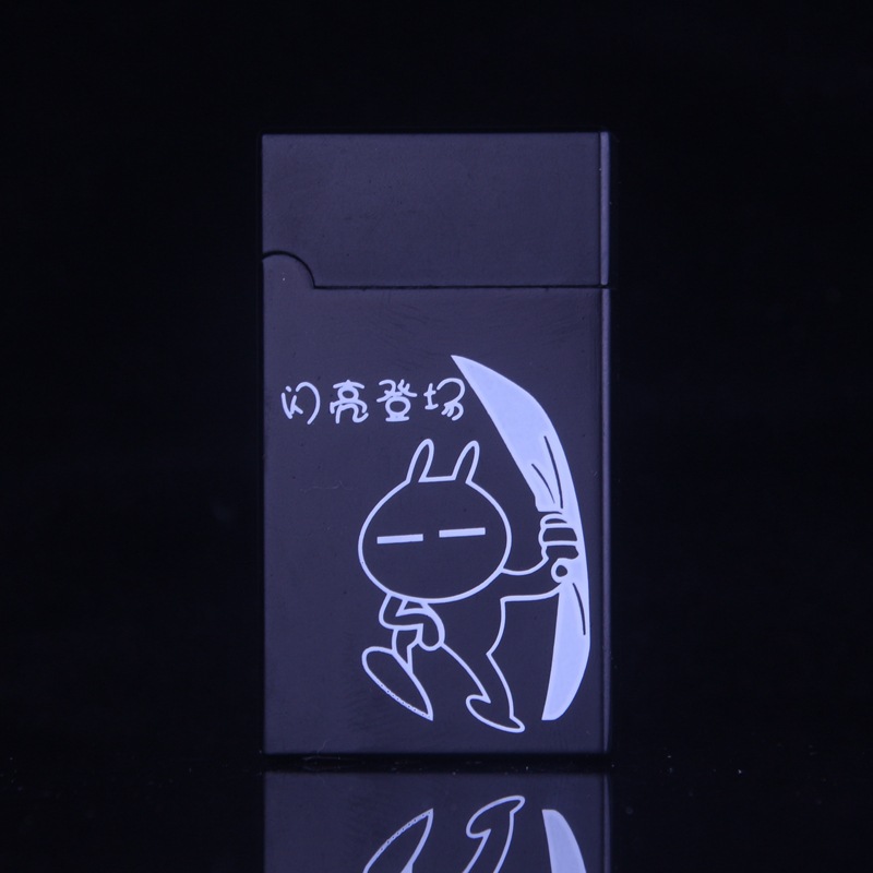 261黑漆流氓兔朗声金属防风打火机