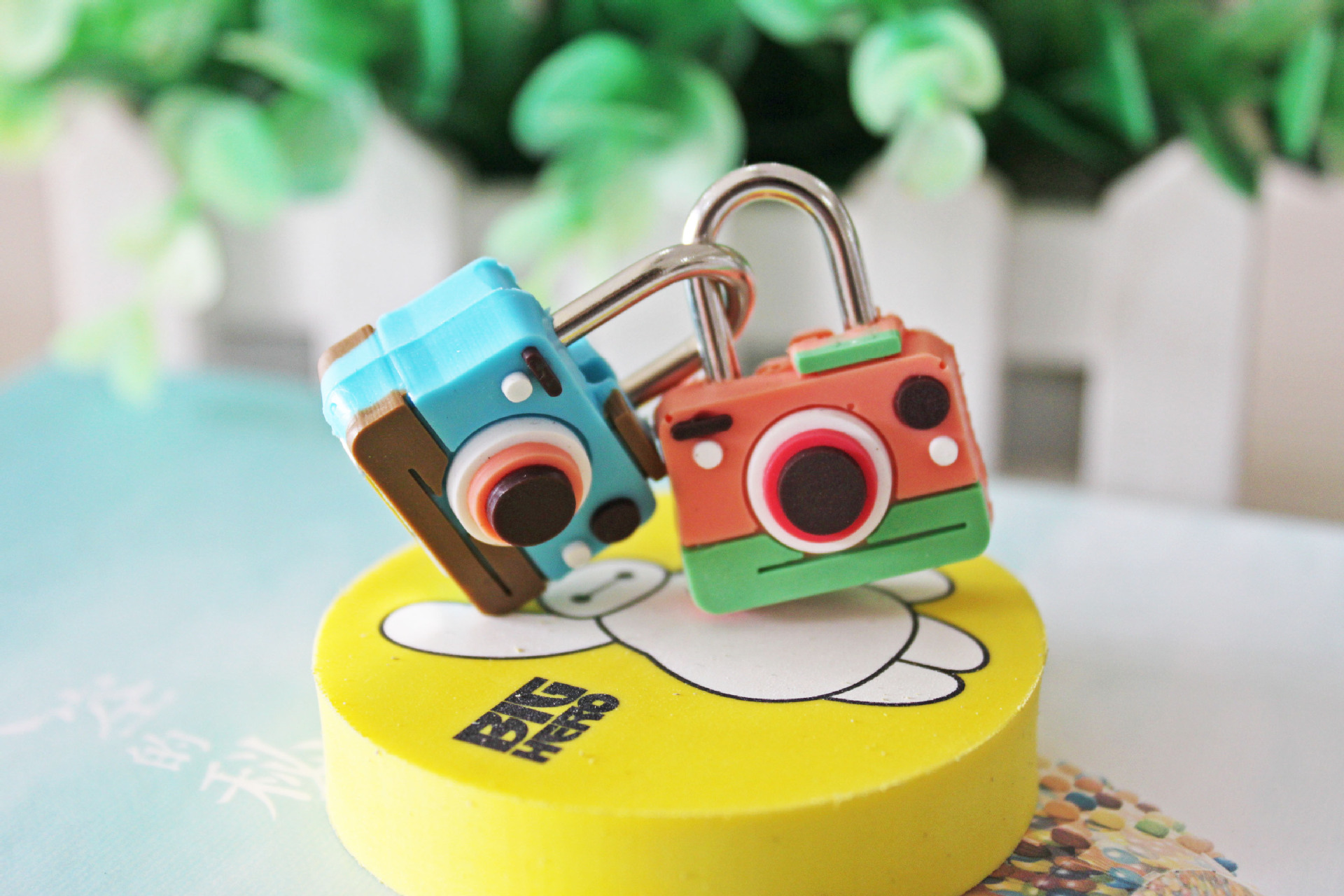 640007 迷你相机软胶挂锁