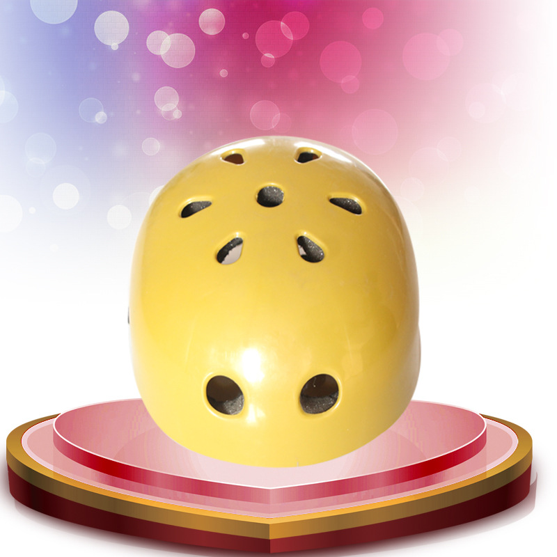 厂家直销 溜冰鞋 滑板专用大九孔  防护头盔