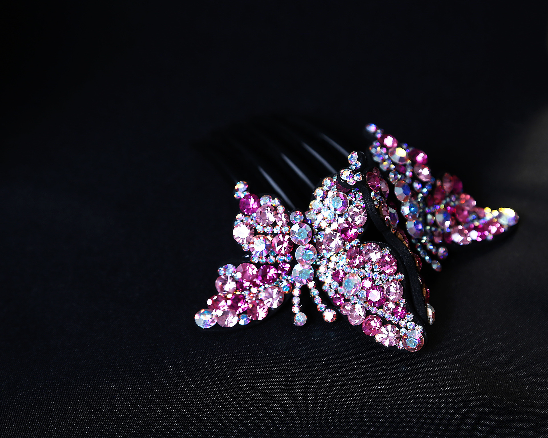 比翼双飞蝴蝶双双飞发梳精美进口钻寓意金玉良缘热恋中女孩款