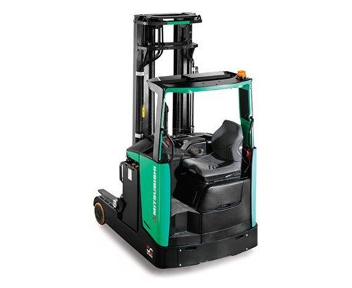 三菱电动叉车充电操作的注意事项